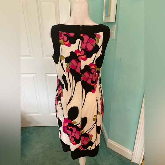 AGB Dress- Floral Sleeveless Dress - Black and Pink - Picture 13 of 16